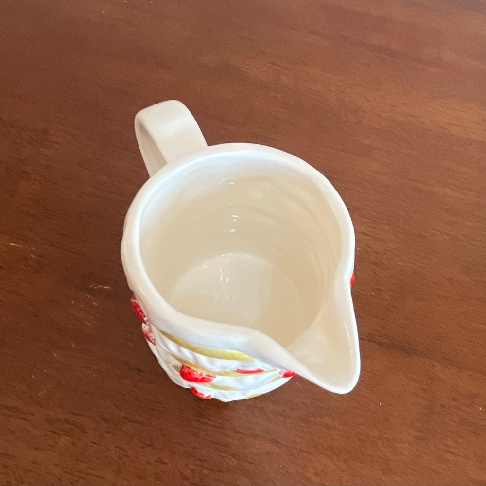 Vintage 1981 Handmade Strawberry Shortcake Food Design Coffee Mug - Picture 4 of 6